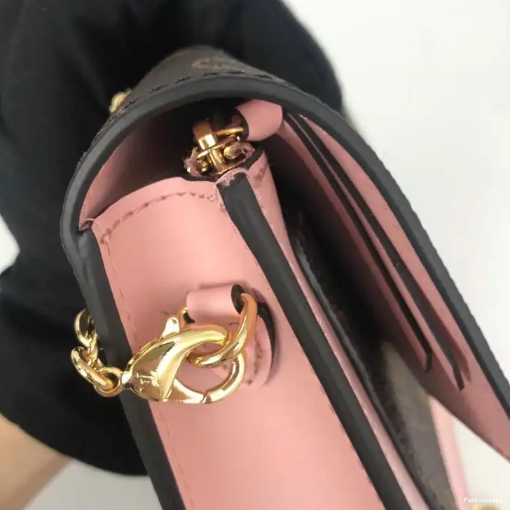 Fashionreps 19T1L0257 LV Bags 0614